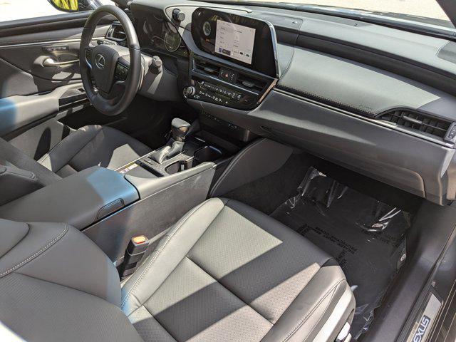 used 2025 Lexus ES 350 car, priced at $42,424