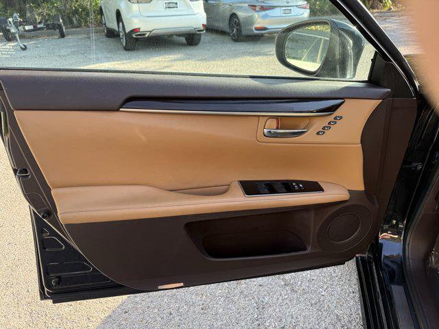 used 2018 Lexus ES 350 car, priced at $20,448