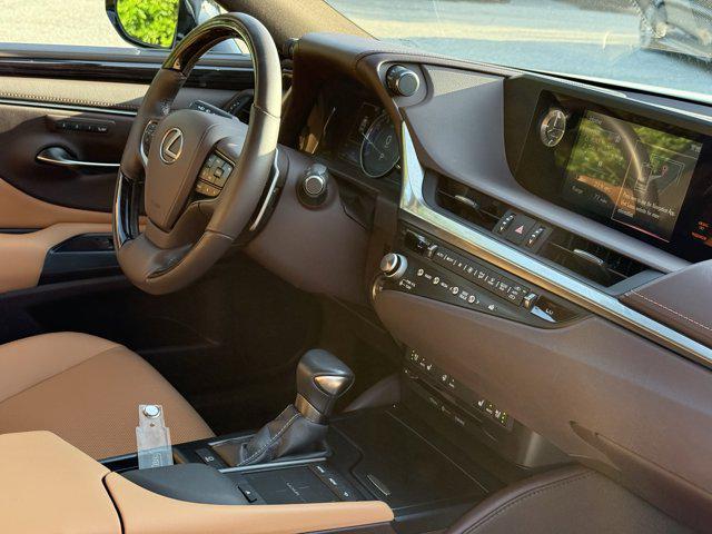 used 2021 Lexus ES 250 car, priced at $30,448