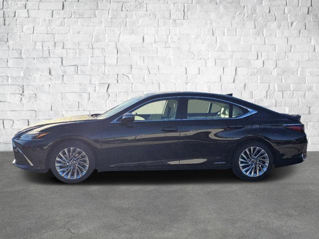 used 2022 Lexus ES 300h car, priced at $40,698