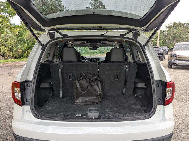 used 2021 Honda Pilot car, priced at $23,998