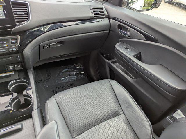 used 2021 Honda Pilot car, priced at $23,998