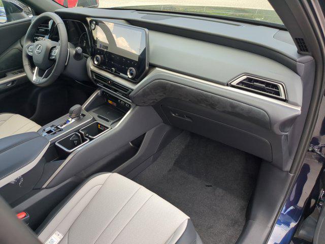 new 2025 Lexus TX 500h car, priced at $70,654