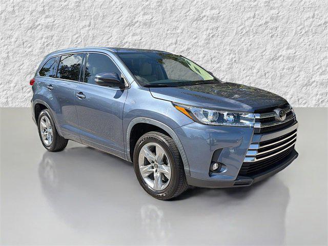 used 2019 Toyota Highlander car, priced at $26,879