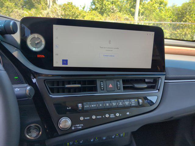 new 2025 Lexus ES 350 car, priced at $47,550