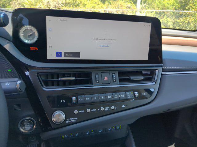 new 2025 Lexus ES 350 car, priced at $47,550