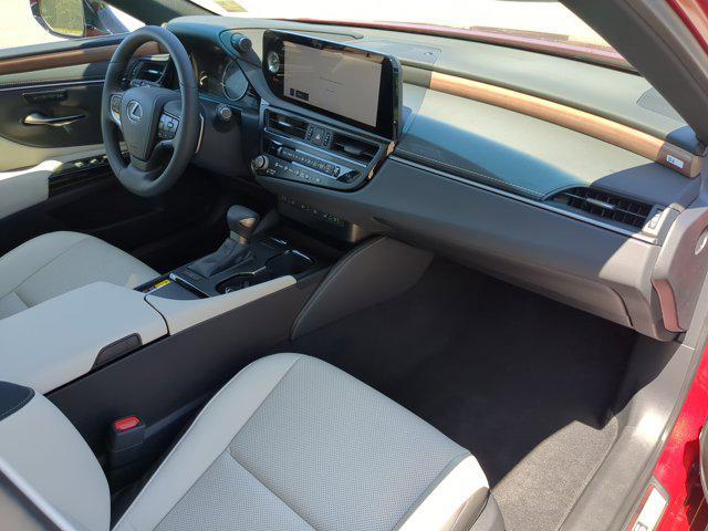 new 2025 Lexus ES 350 car, priced at $47,550