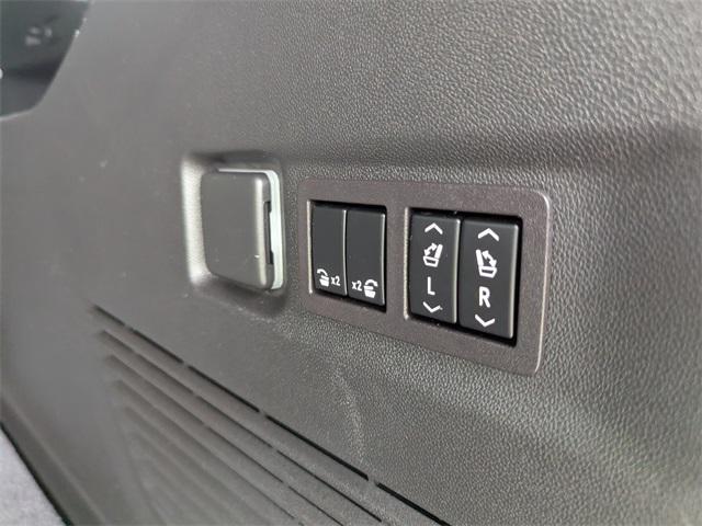 used 2023 Chevrolet Suburban car, priced at $50,444