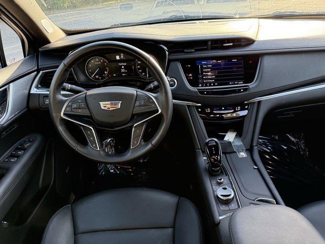 used 2024 Cadillac XT5 car, priced at $40,998
