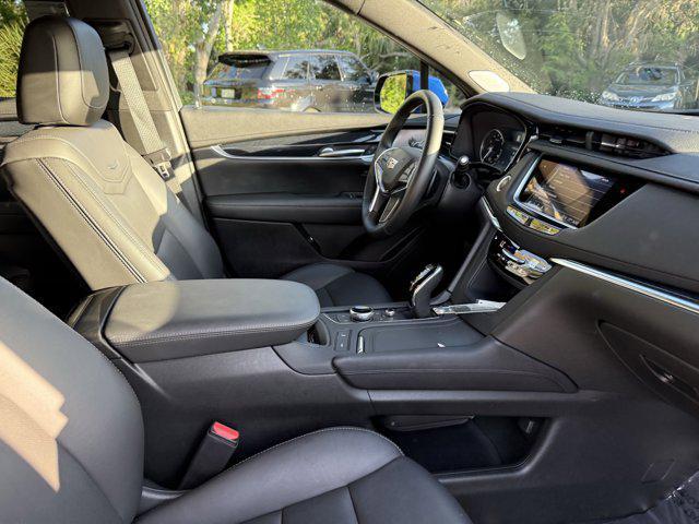 used 2024 Cadillac XT5 car, priced at $40,998