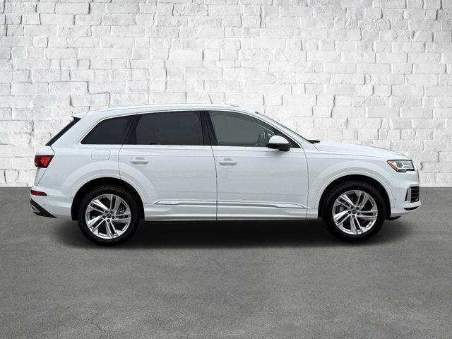 used 2023 Audi Q7 car, priced at $40,905