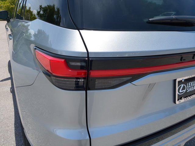 new 2025 Lexus TX 500h car, priced at $72,654