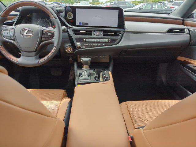 new 2025 Lexus ES 350 car, priced at $53,114