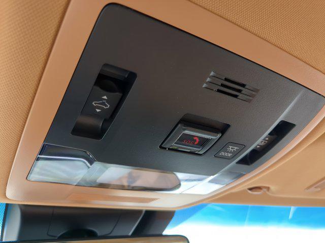 new 2025 Lexus ES 350 car, priced at $53,114