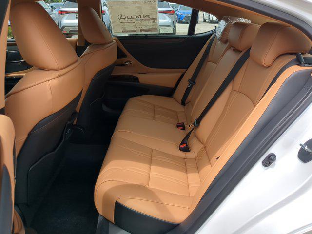 new 2025 Lexus ES 350 car, priced at $53,114