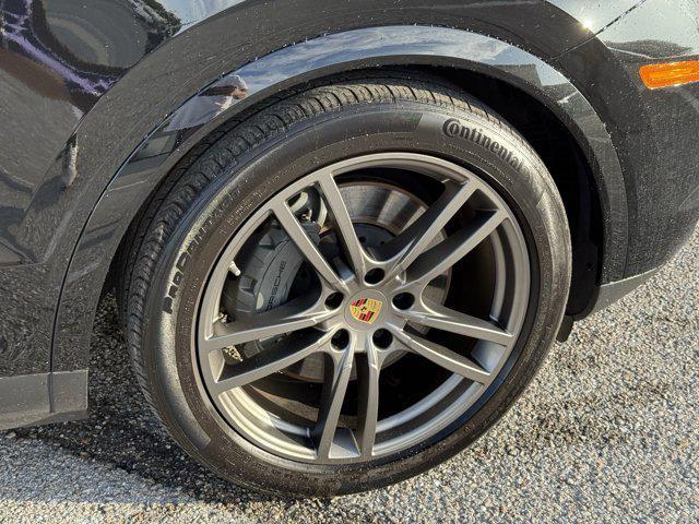 used 2023 Porsche Cayenne car, priced at $77,994