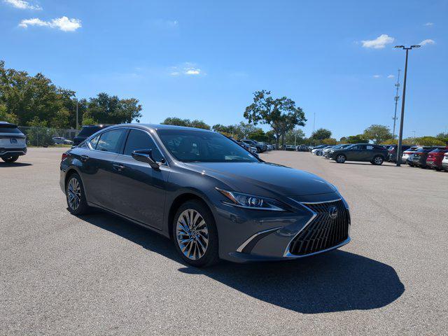 new 2025 Lexus ES 300h car, priced at $54,844