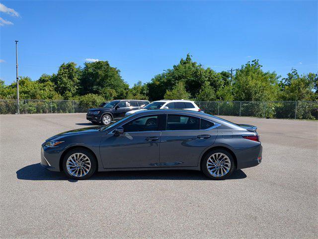 new 2025 Lexus ES 300h car, priced at $51,967