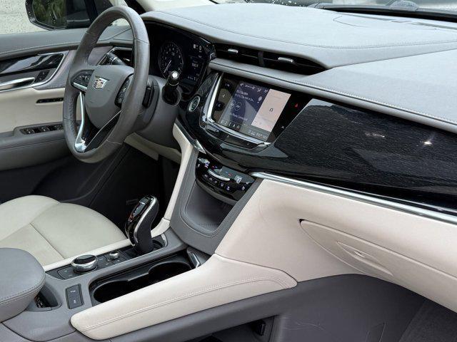 used 2020 Cadillac XT6 car, priced at $31,998