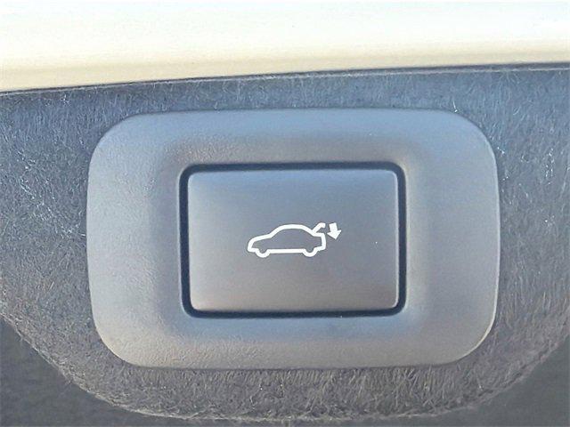 new 2025 Lexus ES 350 car, priced at $56,200