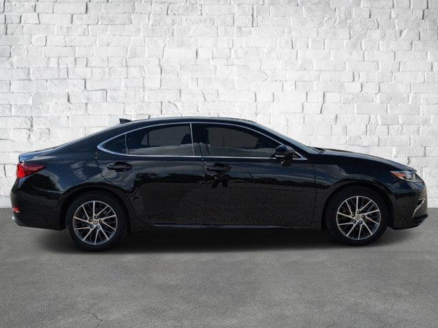 used 2018 Lexus ES 350 car, priced at $18,631