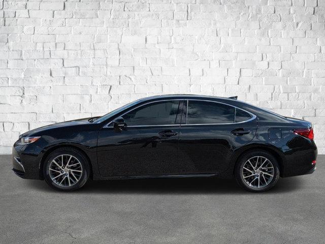 used 2018 Lexus ES 350 car, priced at $18,631