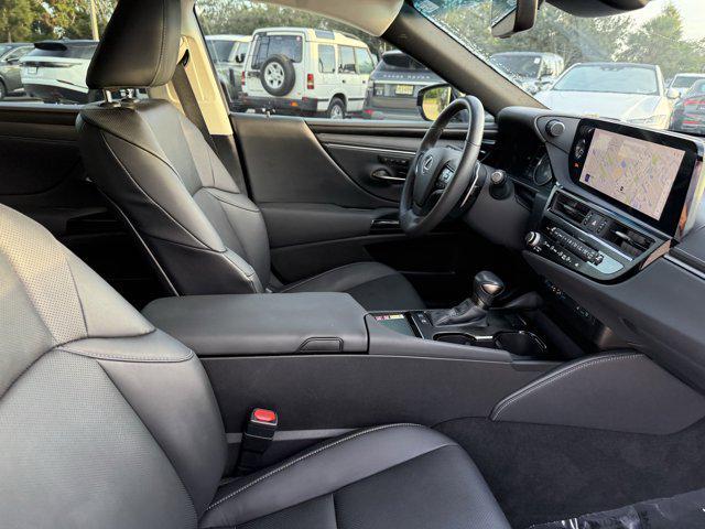 used 2023 Lexus ES 300h car, priced at $40,152