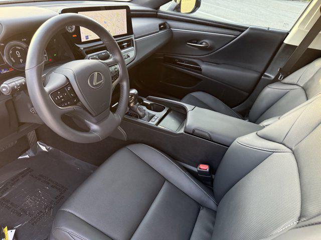 used 2023 Lexus ES 300h car, priced at $40,152