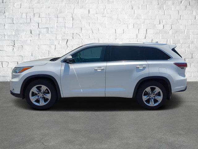 used 2015 Toyota Highlander car, priced at $18,448
