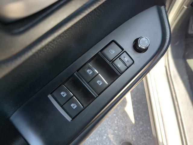 used 2015 Toyota Highlander car, priced at $18,448