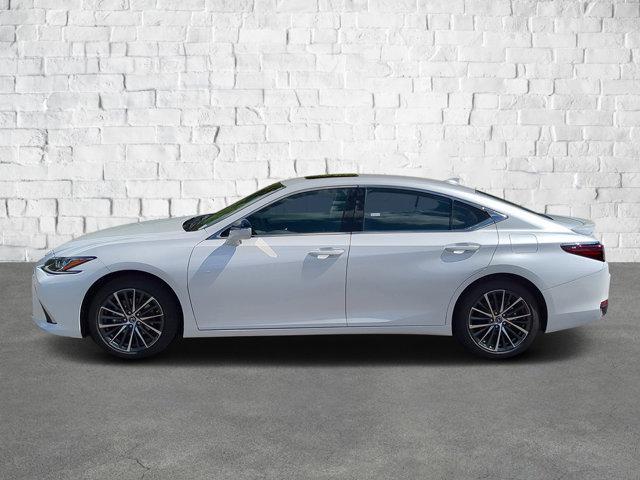 new 2025 Lexus ES 300h car, priced at $48,354