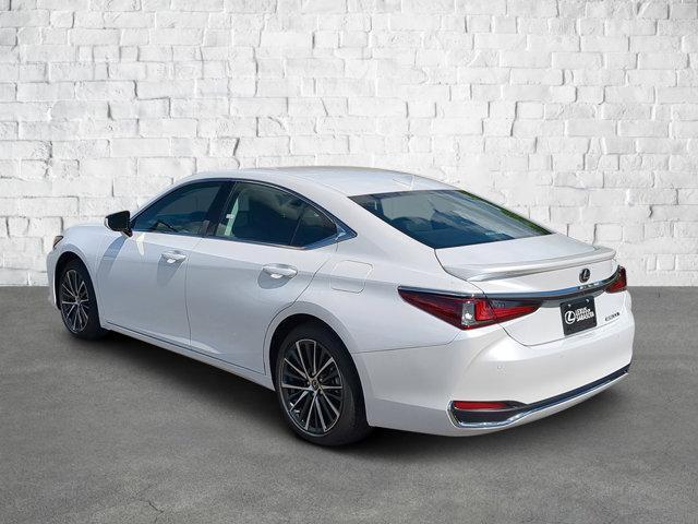 new 2025 Lexus ES 300h car, priced at $48,354