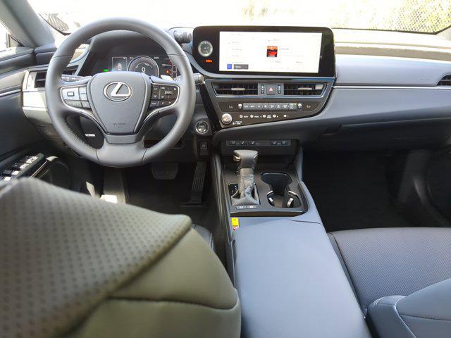 new 2025 Lexus ES 300h car, priced at $48,354