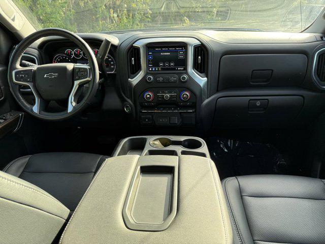 used 2022 Chevrolet Silverado 1500 car, priced at $43,889