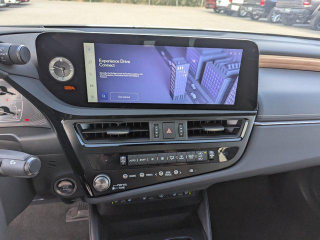 new 2025 Lexus ES 350 car, priced at $53,786