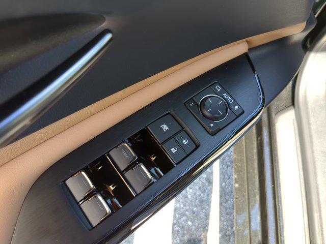 new 2025 Lexus ES 350 car, priced at $47,088
