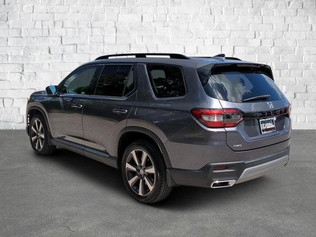 used 2023 Honda Pilot car, priced at $37,488