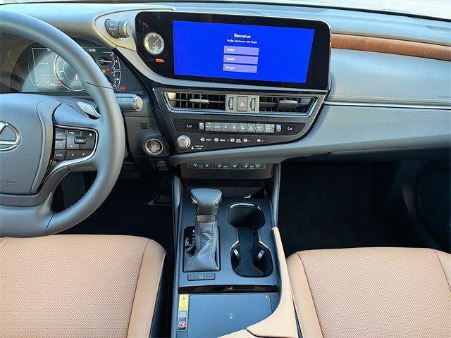 new 2025 Lexus ES 350 car, priced at $47,490