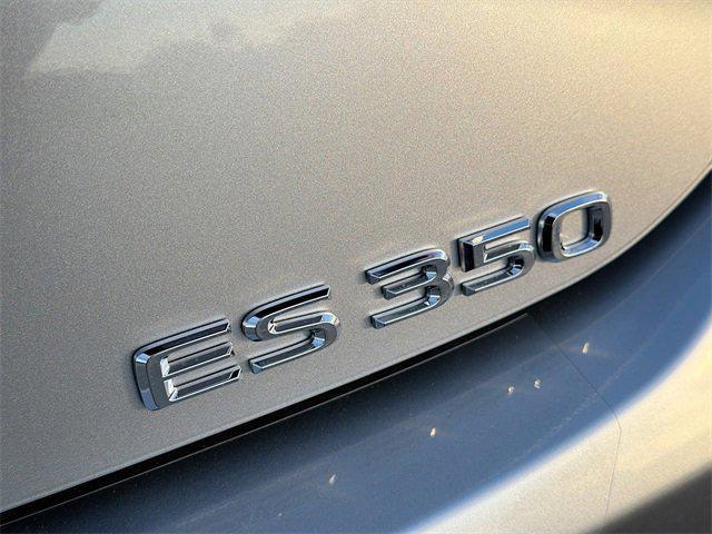 new 2025 Lexus ES 350 car, priced at $47,490