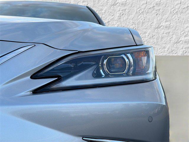 new 2025 Lexus ES 350 car, priced at $47,490