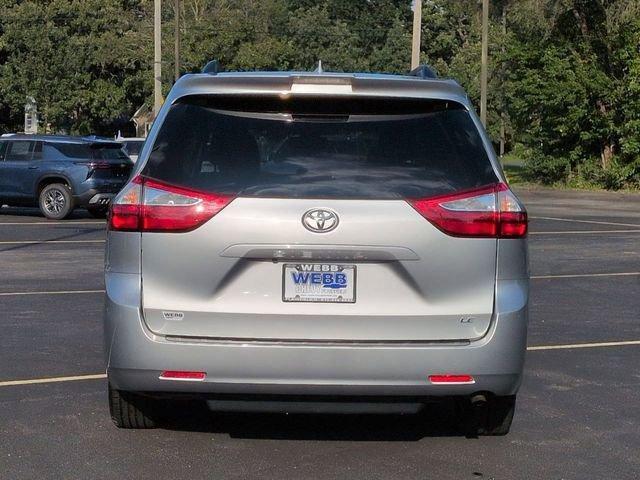 used 2019 Toyota Sienna car, priced at $29,977