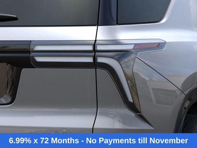 new 2026 Chevrolet Traverse car, priced at $56,295