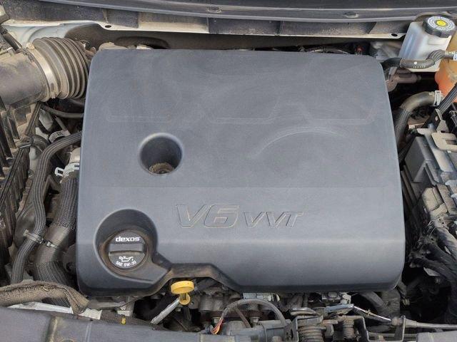 used 2021 Chevrolet Traverse car, priced at $23,477