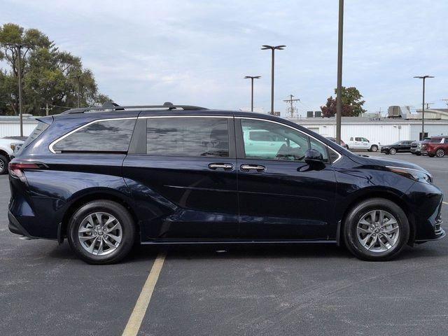 used 2025 Toyota Sienna car, priced at $49,998