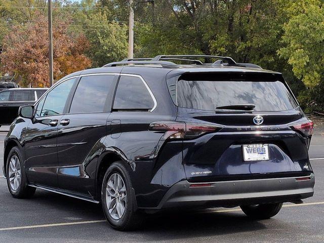 used 2025 Toyota Sienna car, priced at $49,998