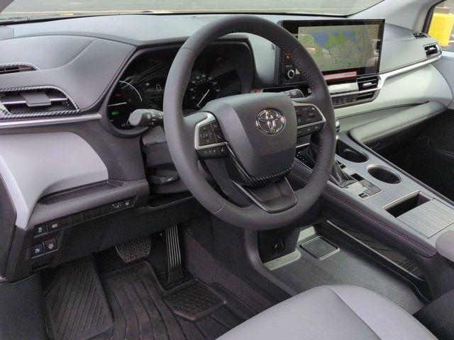 used 2025 Toyota Sienna car, priced at $49,998