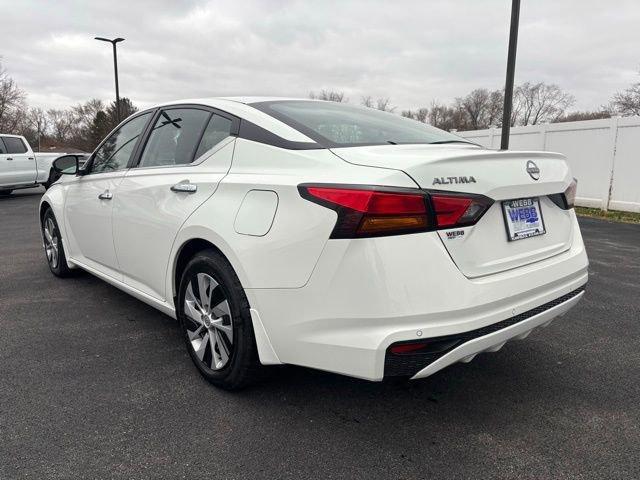 used 2023 Nissan Altima car, priced at $17,254