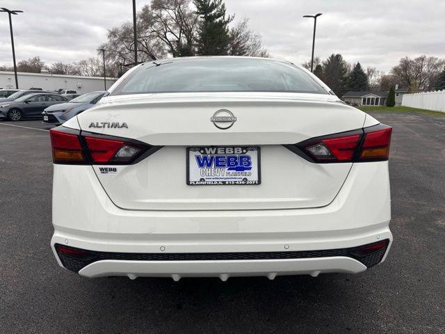 used 2023 Nissan Altima car, priced at $17,254