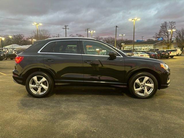 used 2022 Audi Q3 car, priced at $26,421