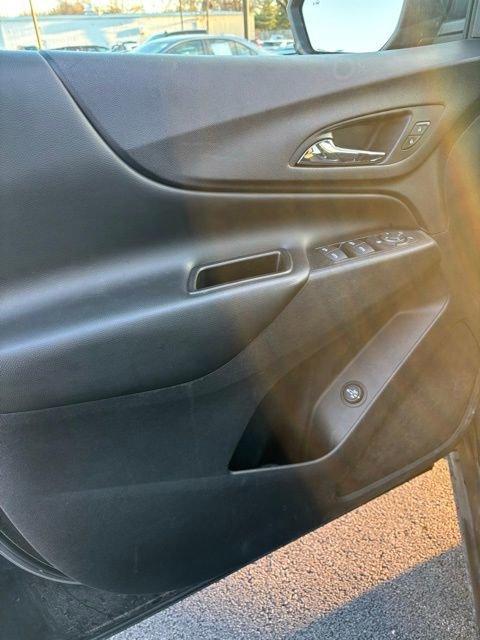 used 2020 Chevrolet Equinox car, priced at $16,327